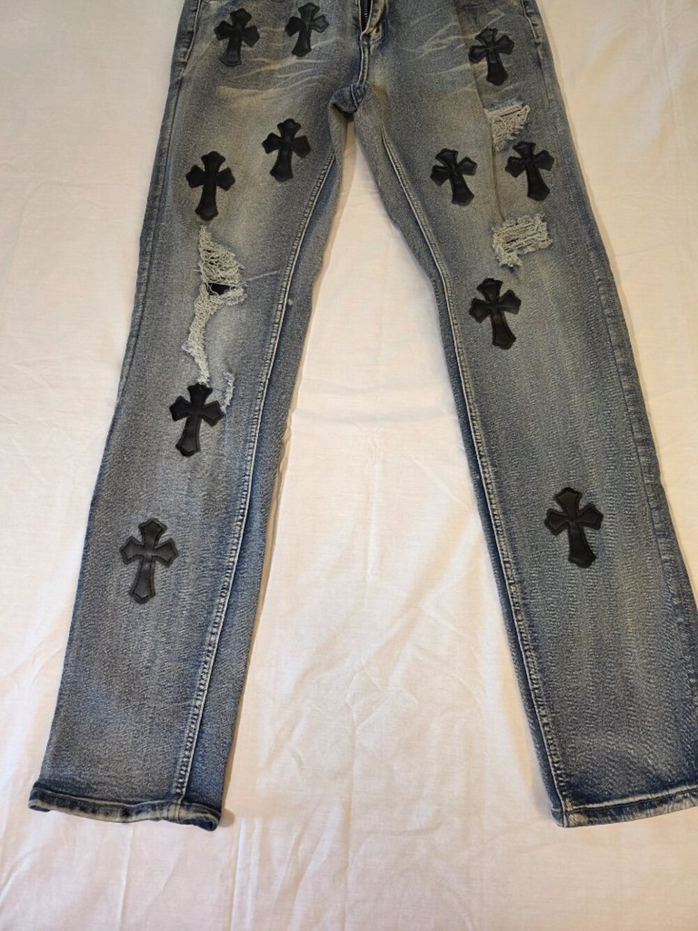 ZCL Men's Distressed Cross Patch Denim Jeans Light Wash Blue Size 30 Streetwear - Picture 2 of 16